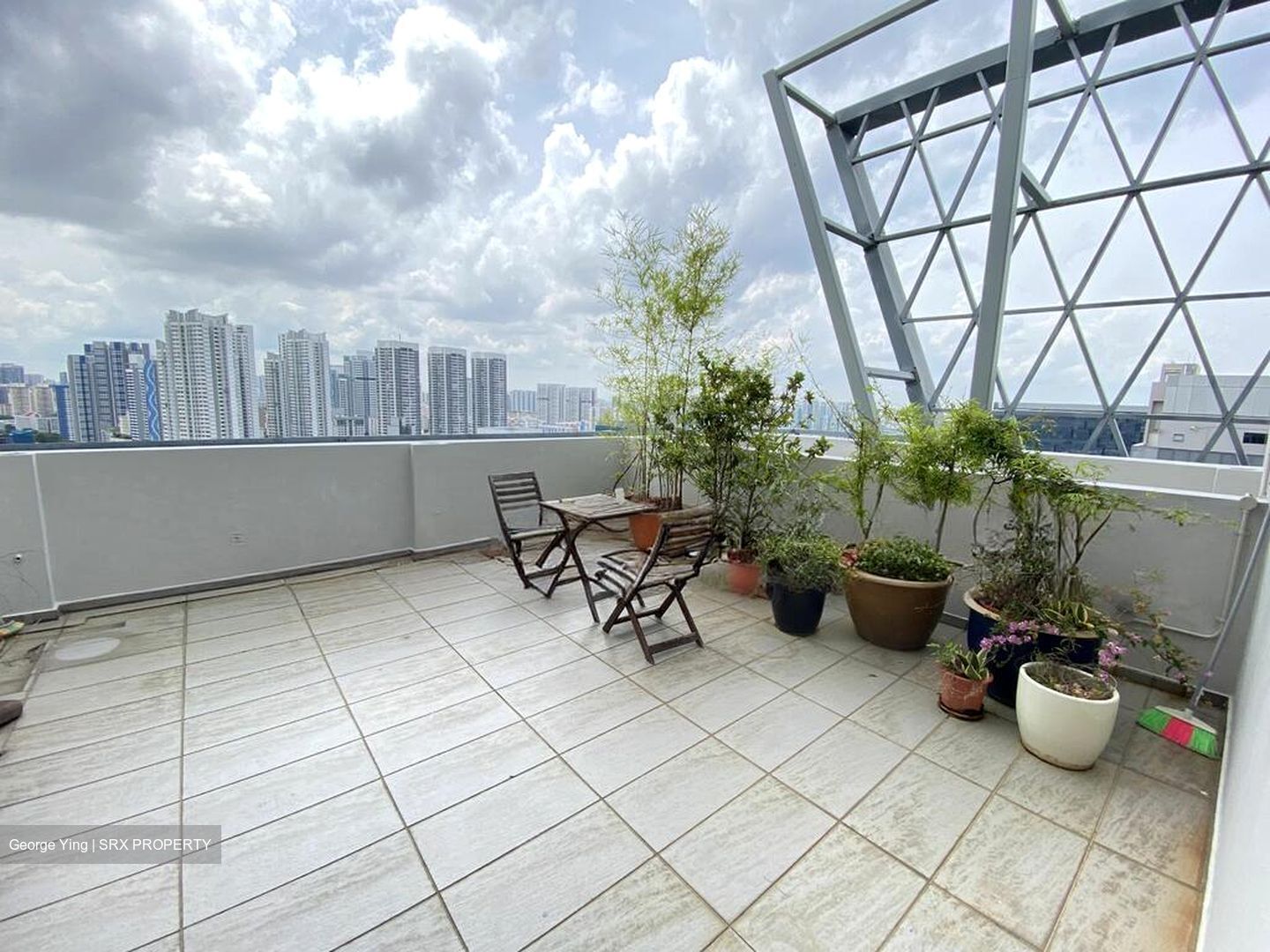 Ct Hub 2 (D12), Office #609035611